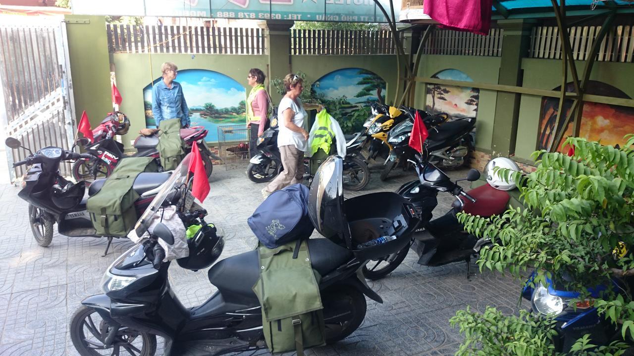 Backpackers Hotel Ha Tinh Exterior photo